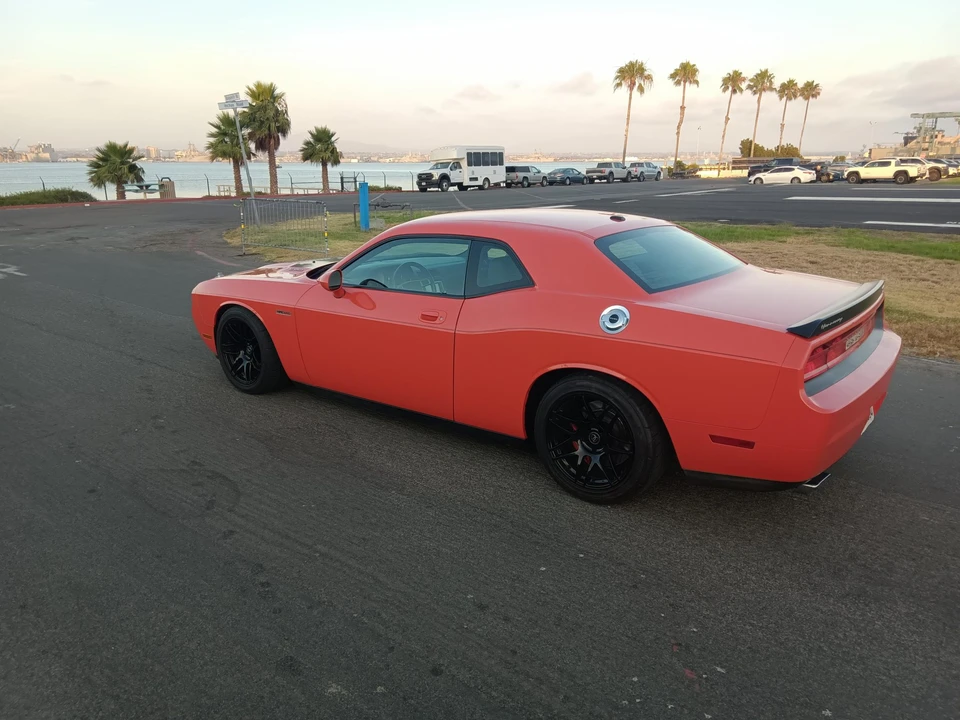 2009 Dodge Challenger SRT8 & 392 3rd Gen - Image 11 of 31