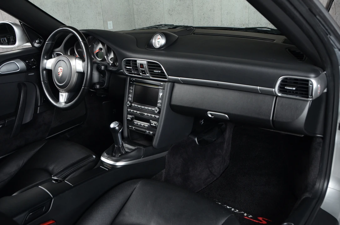 2009 Porsche 997 Carrera S - Image 25 of 31