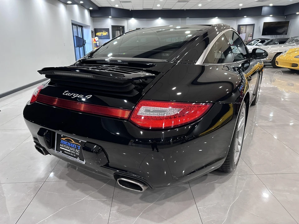 2009 Porsche 997 Carrera - Image 18 of 31