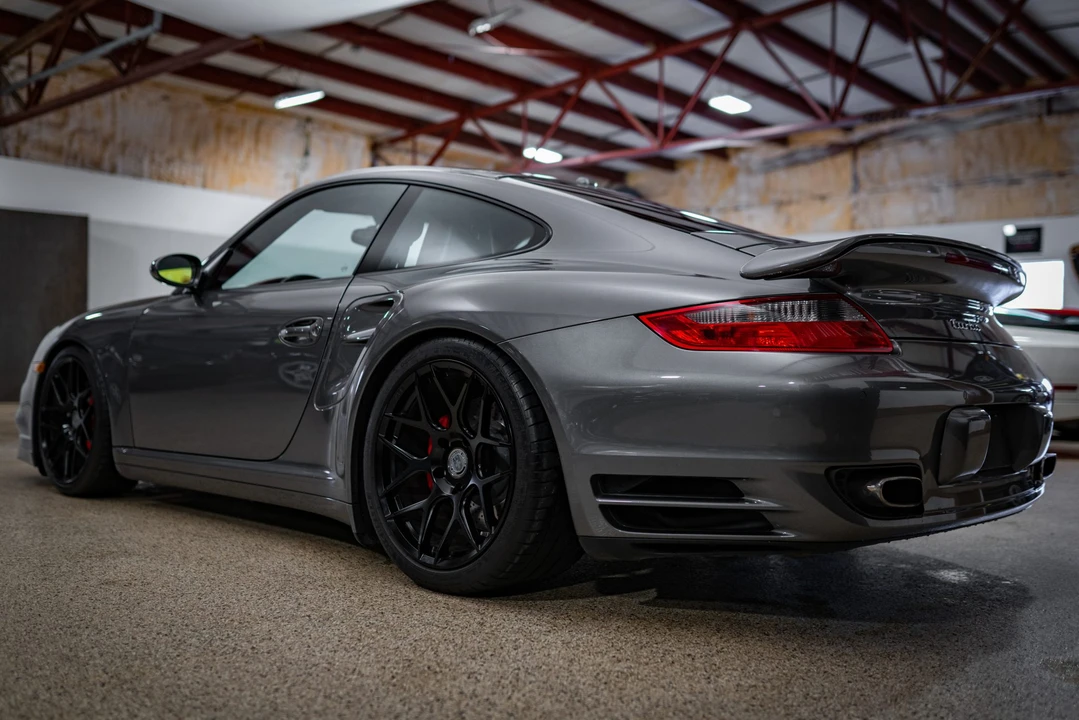 2009 Porsche 997 Turbo - Image 29 of 31