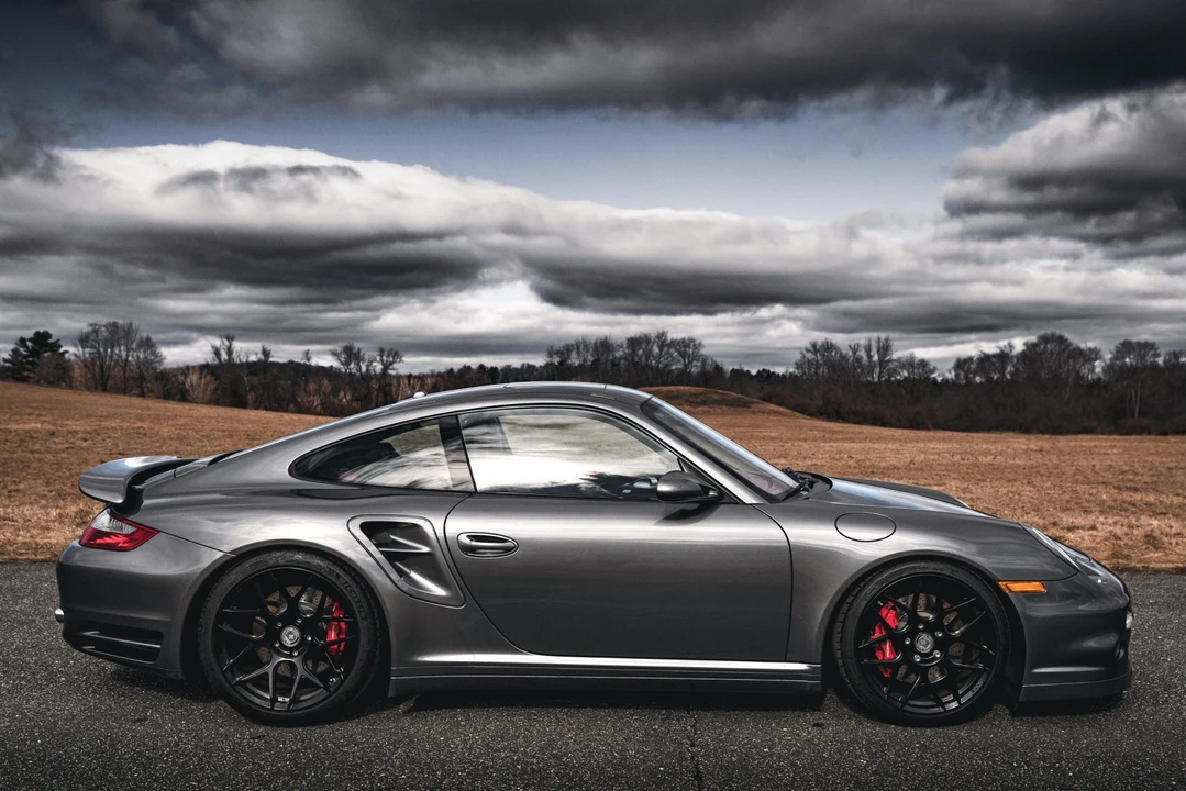 2009 Porsche 997 Turbo - Image 10 of 31