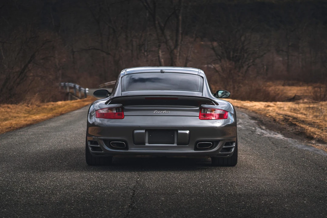 2009 Porsche 997 Turbo - Image 15 of 31