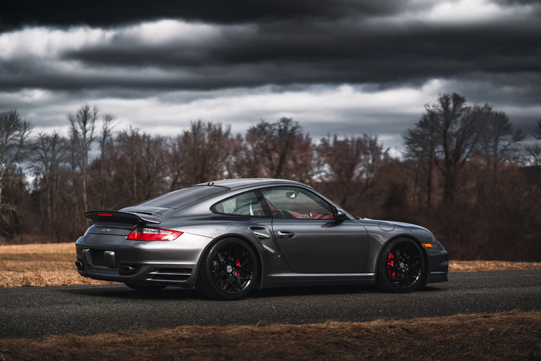 2009 Porsche 997 Turbo - Image 11 of 31