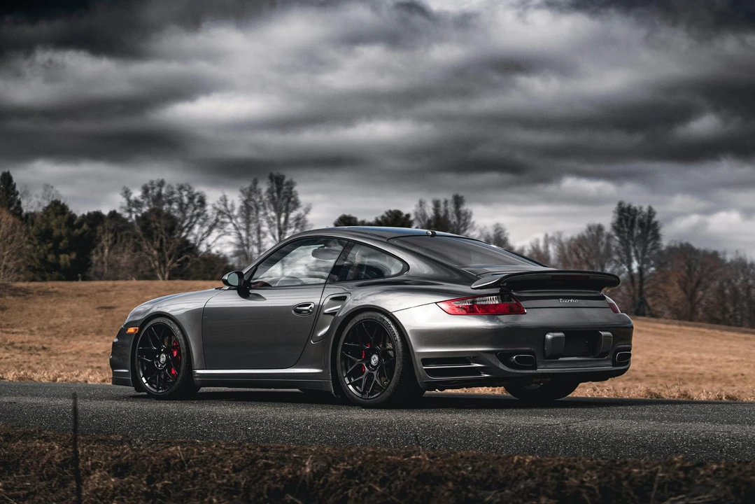 2009 Porsche 997 Turbo - Image 17 of 31