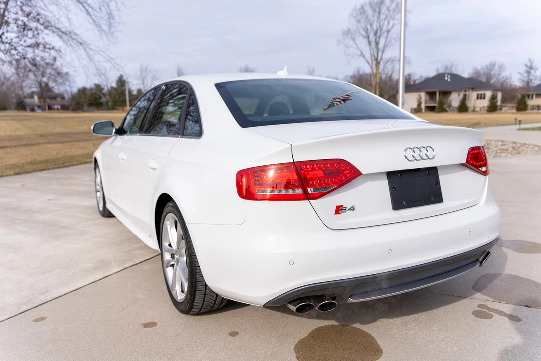 2010 Audi B8 S4 - Image 11 of 31