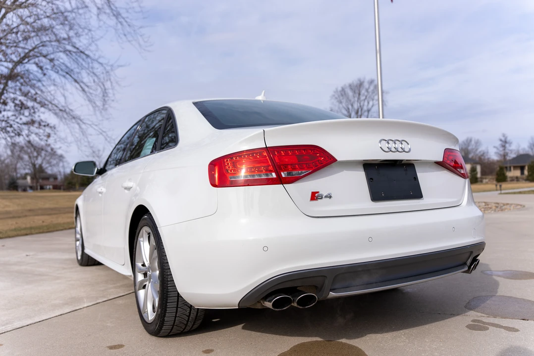 2010 Audi B8 S4 - Image 13 of 31