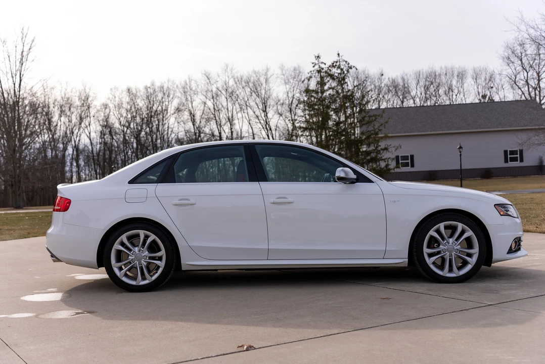 2010 Audi B8 S4 - Image 24 of 31