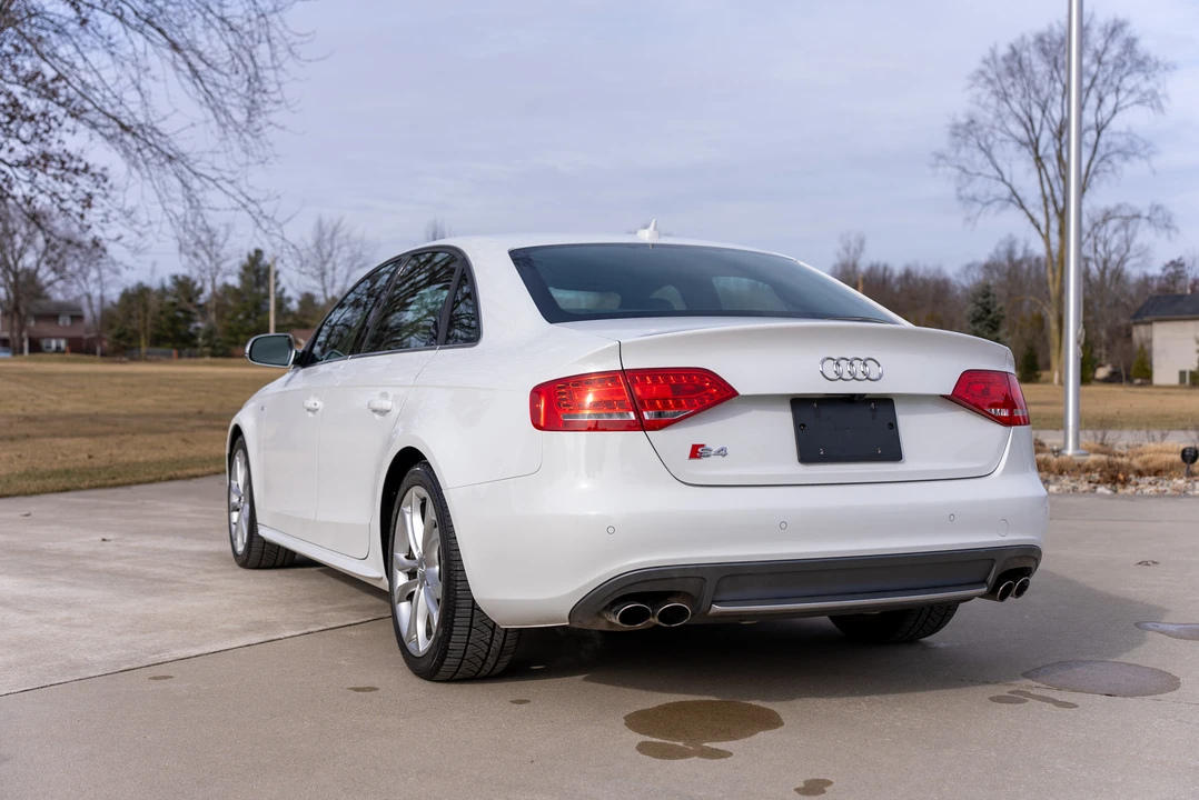 2010 Audi B8 S4 - Image 10 of 31