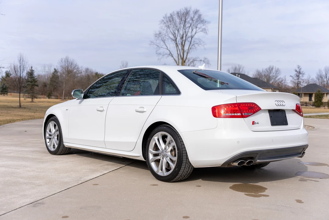 2010 Audi B8 S4 - Image 9 of 31