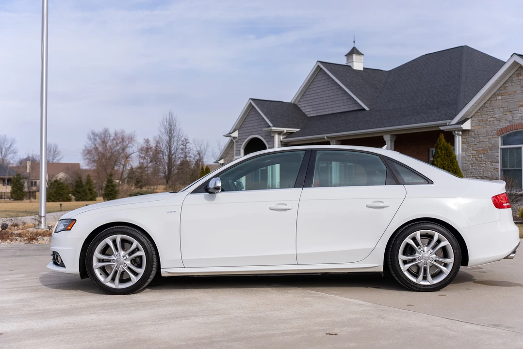 2010 Audi B8 S4 - Image 8 of 31