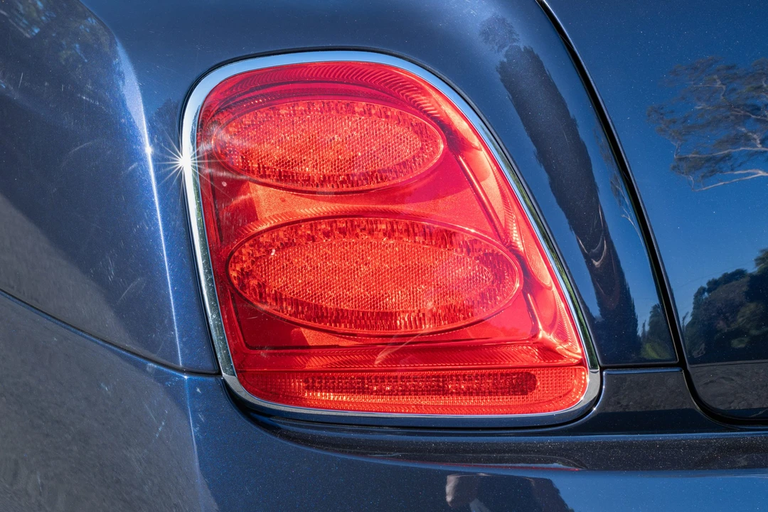 2010 Bentley Continental Flying Spur - Image 13 of 31