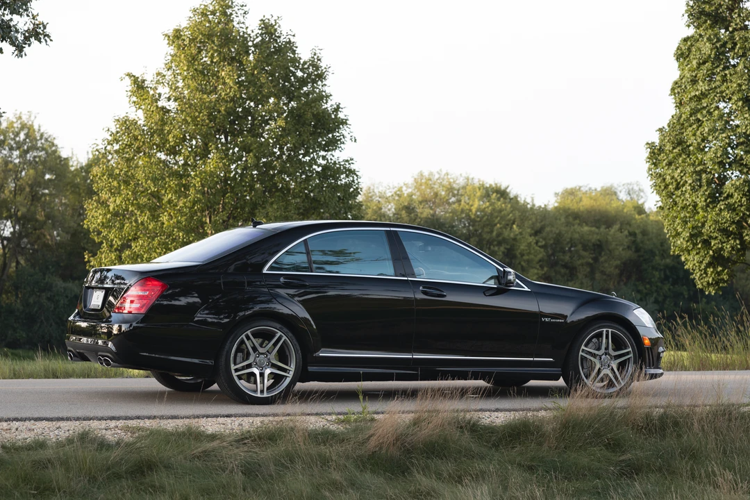 2010 Mercedes-Benz W221 S-Class - Image 15 of 31