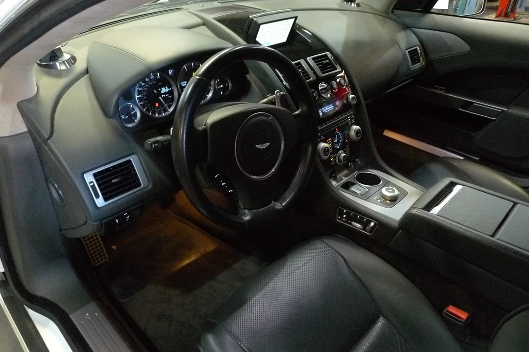 2011 Aston Martin Rapide - Image 29 of 31