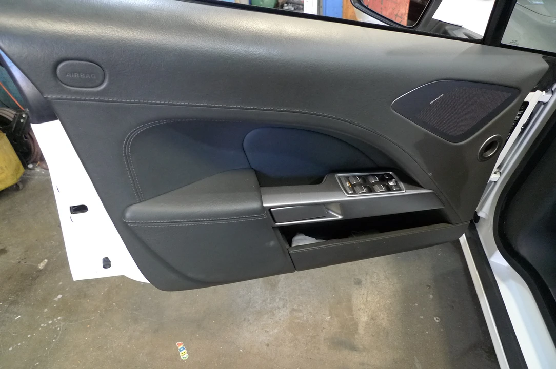 2011 Aston Martin Rapide - Image 31 of 31