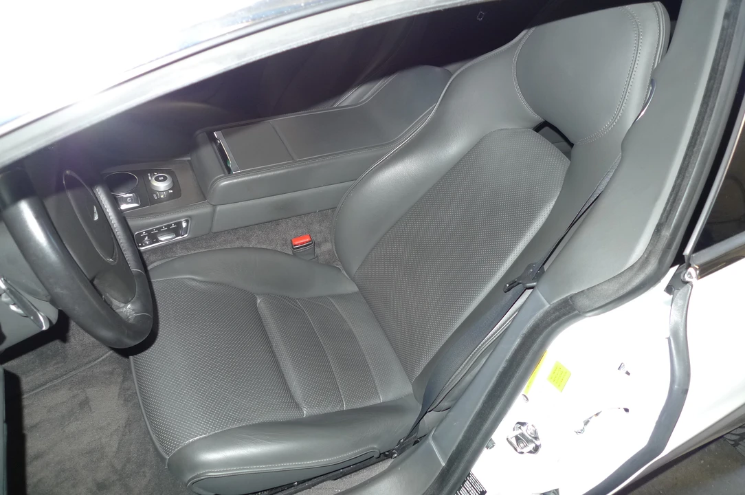 2011 Aston Martin Rapide - Image 30 of 31