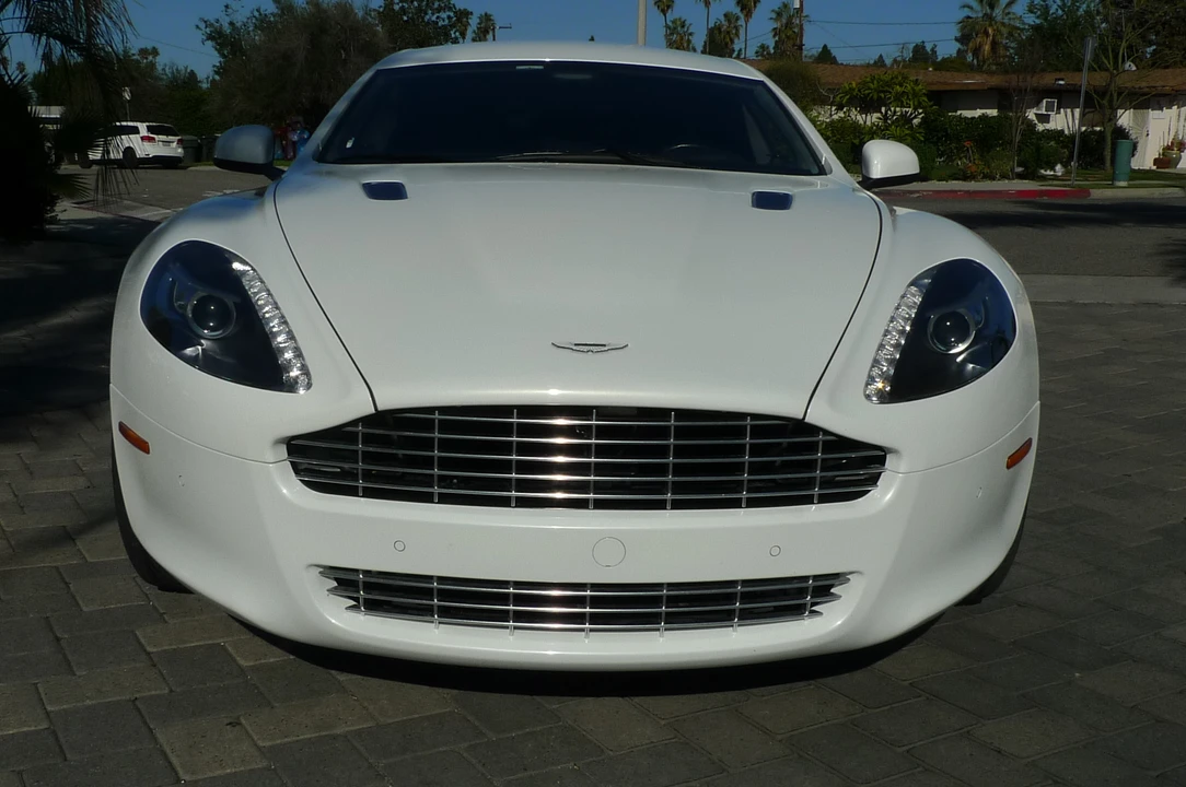2011 Aston Martin Rapide - Image 15 of 31