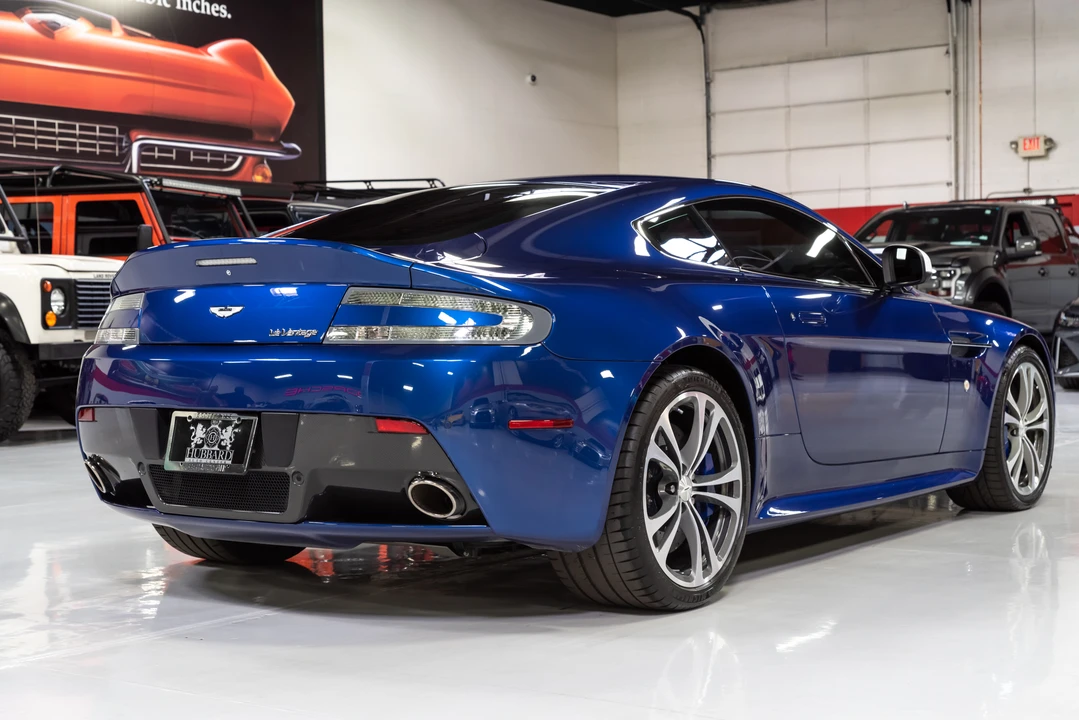 2011 Aston Martin V12 Vantage (2010-2018) - Image 14 of 31