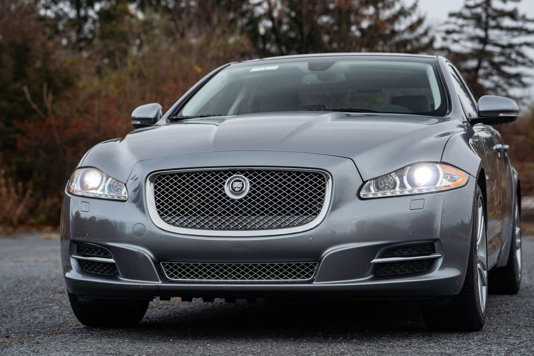 2011 Jaguar X351 XJ - Image 14 of 31