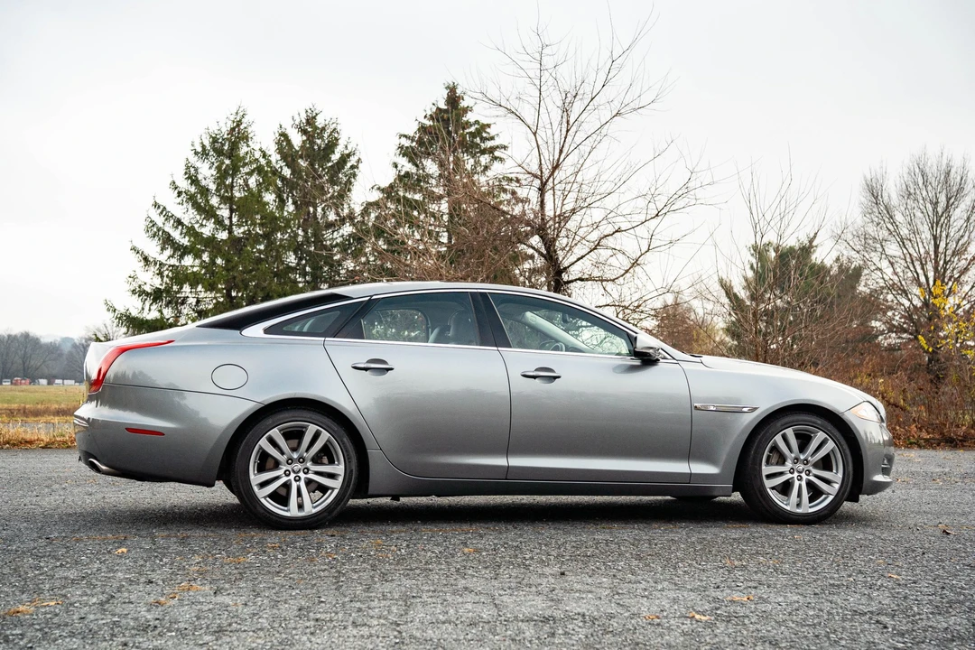 2011 Jaguar X351 XJ - Image 30 of 31