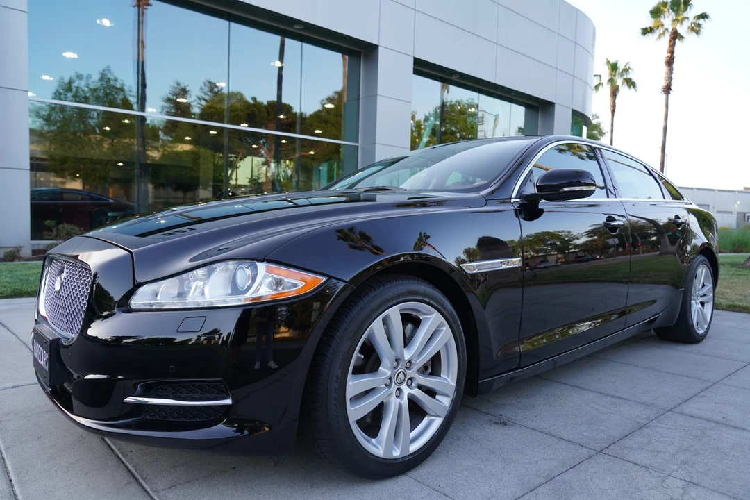 2011 Jaguar X351 XJ - Image 11 of 31
