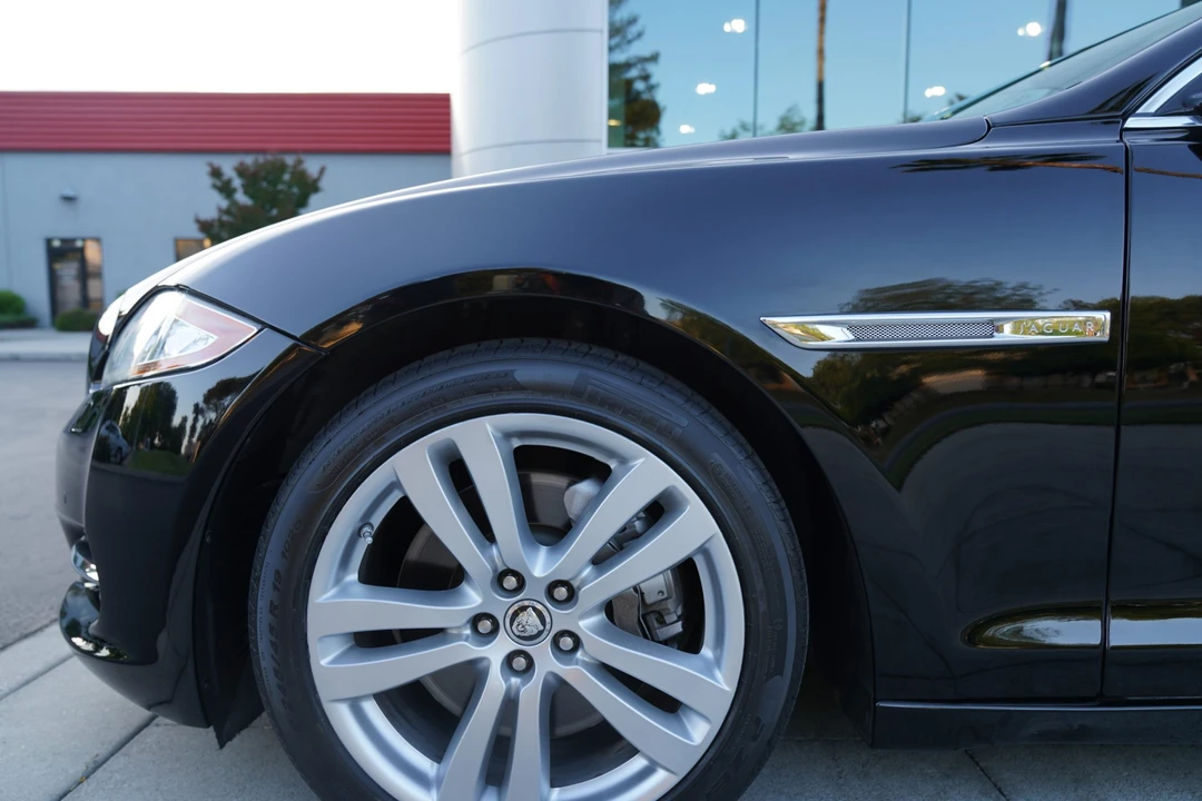 2011 Jaguar X351 XJ - Image 29 of 31