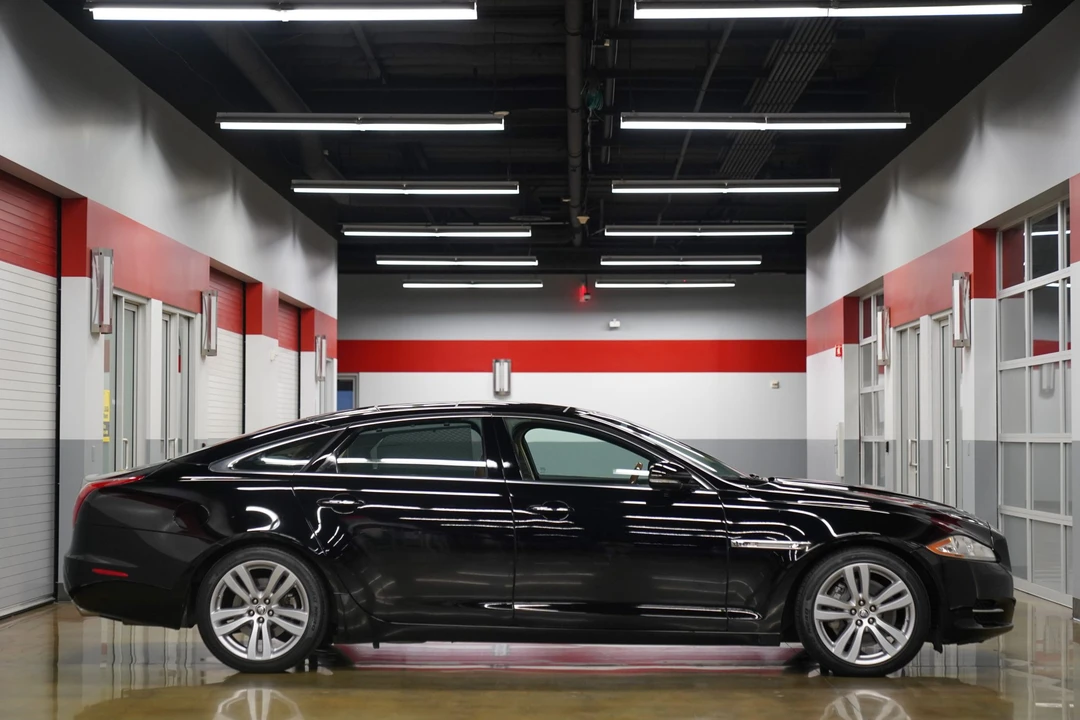 2011 Jaguar X351 XJ - Image 5 of 31