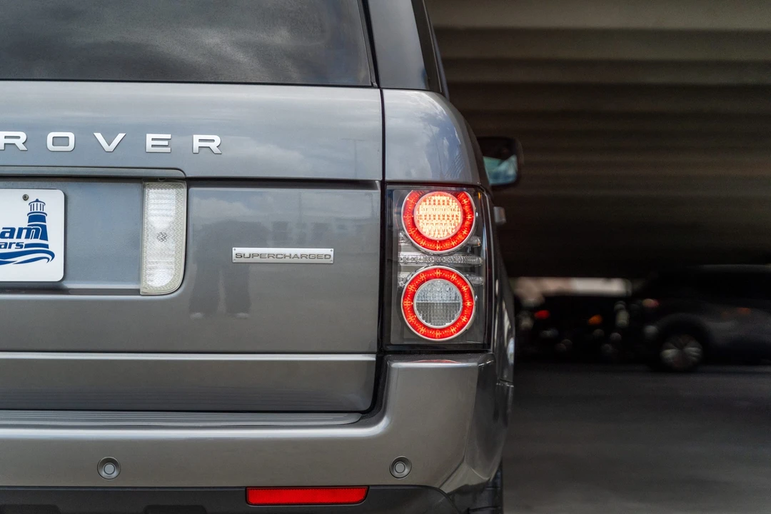 2011 Land Rover Range Rover L322 - Image 15 of 31