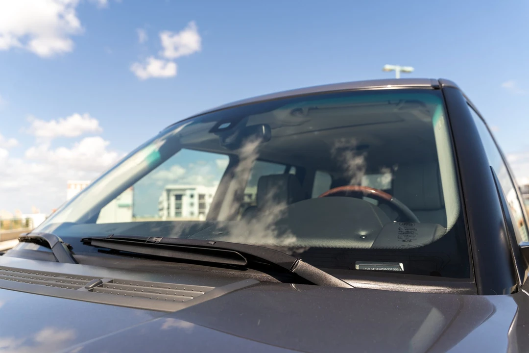 2011 Land Rover Range Rover L322 - Image 18 of 31