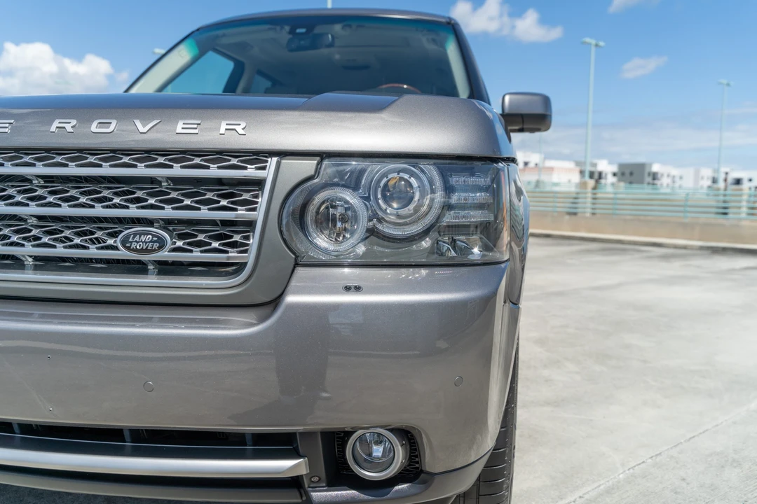 2011 Land Rover Range Rover L322 - Image 28 of 31
