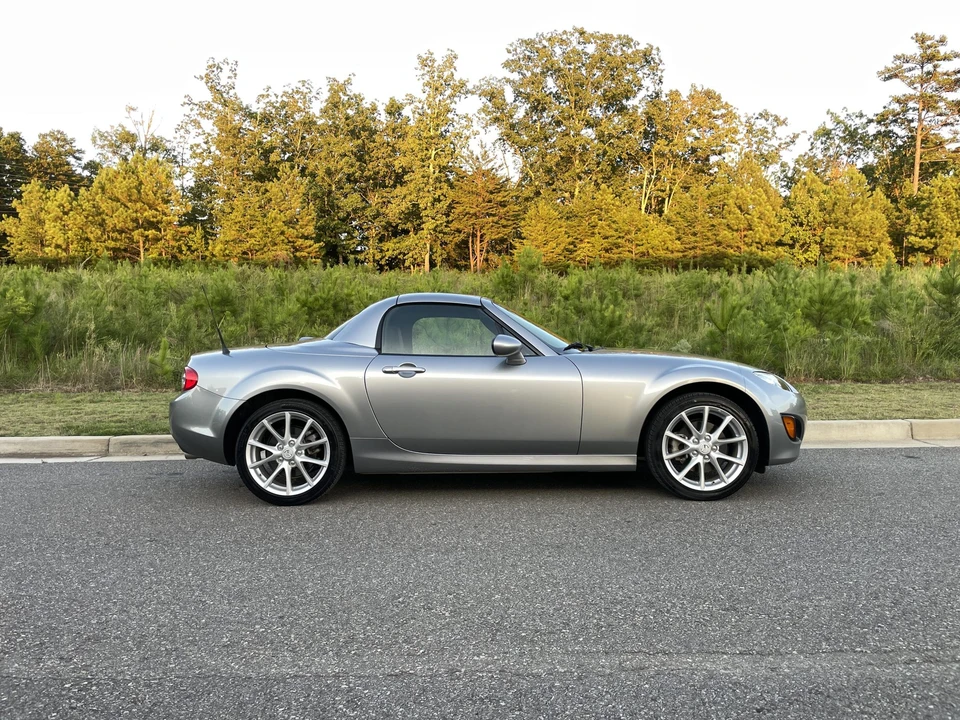 2011 Mazda NC MX-5 Miata - Image 14 of 31