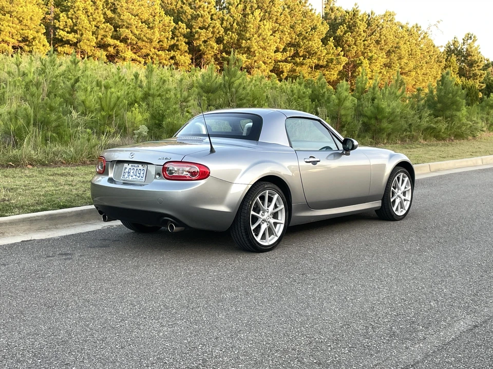 2011 Mazda NC MX-5 Miata - Image 15 of 31