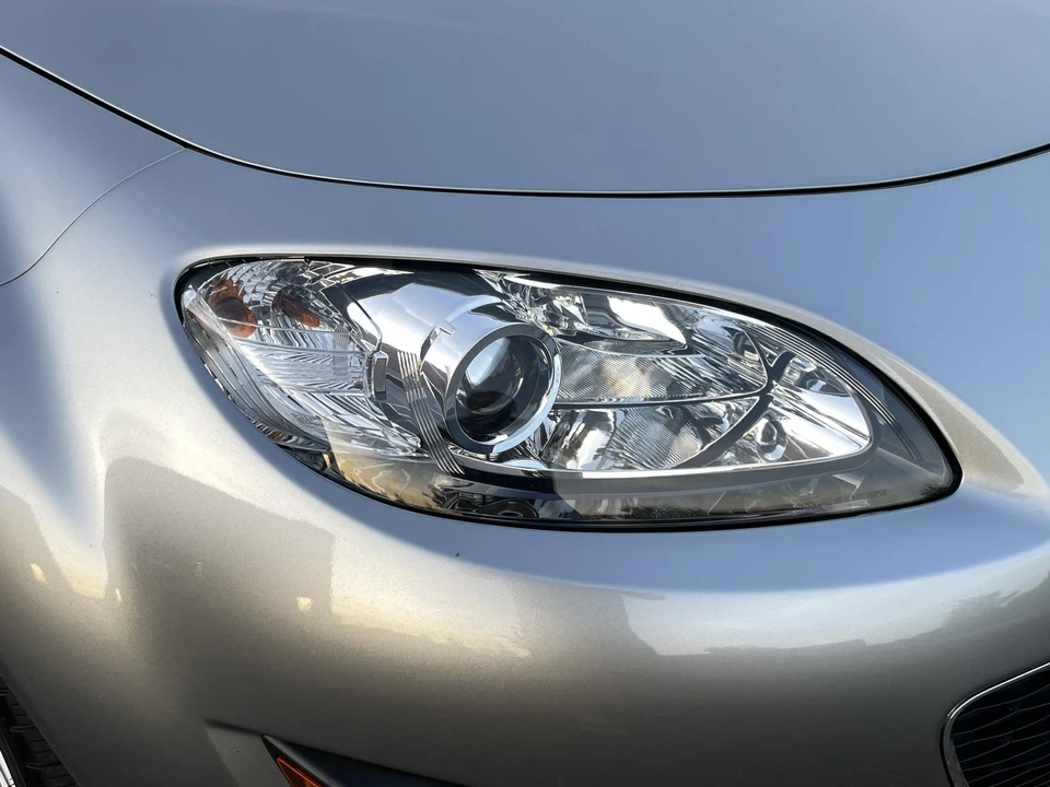 2011 Mazda NC MX-5 Miata - Image 28 of 31