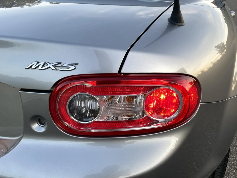 2011 Mazda NC MX-5 Miata - Image 24 of 31