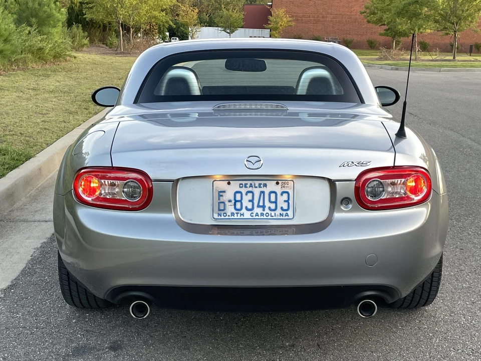 2011 Mazda NC MX-5 Miata - Image 17 of 31