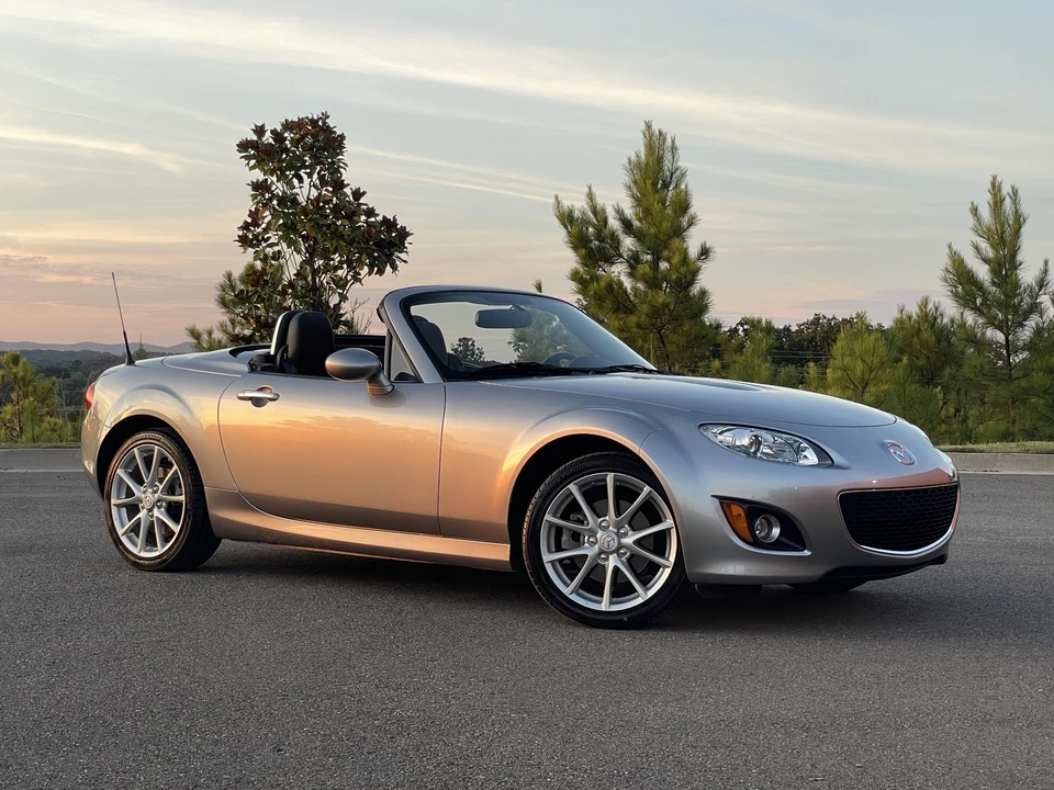 2011 Mazda NC MX-5 Miata - Image 3 of 31