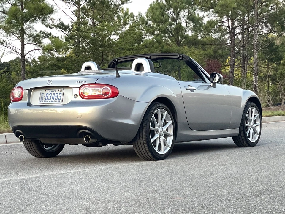 2011 Mazda NC MX-5 Miata - Image 12 of 31