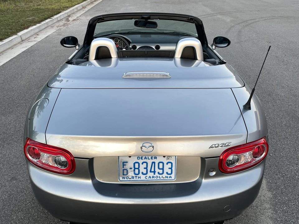 2011 Mazda NC MX-5 Miata - Image 11 of 31