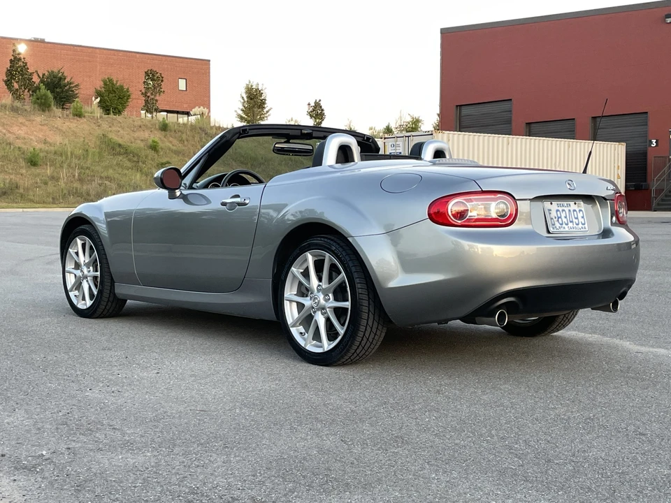 2011 Mazda NC MX-5 Miata - Image 10 of 31