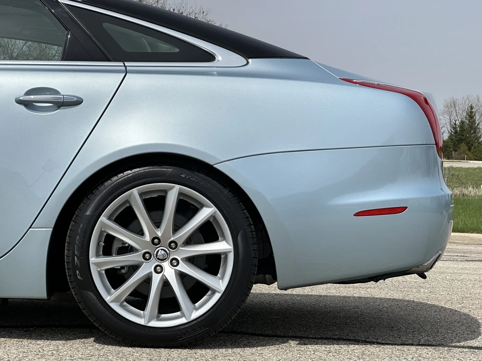 2012 Jaguar X351 XJ - Image 29 of 31