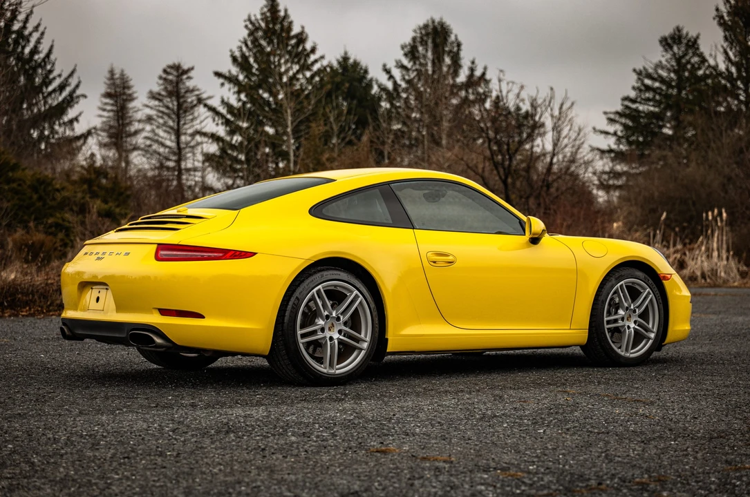 2012 Porsche 991 Carrera - Image 20 of 31