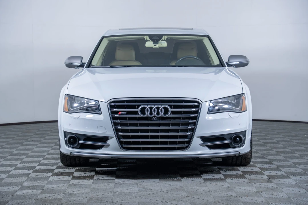 2013 Audi D4 S8 - Image 15 of 31