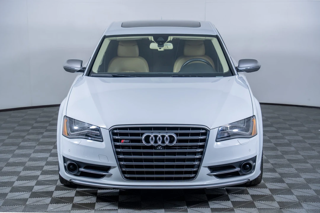 2013 Audi D4 S8 - Image 13 of 31