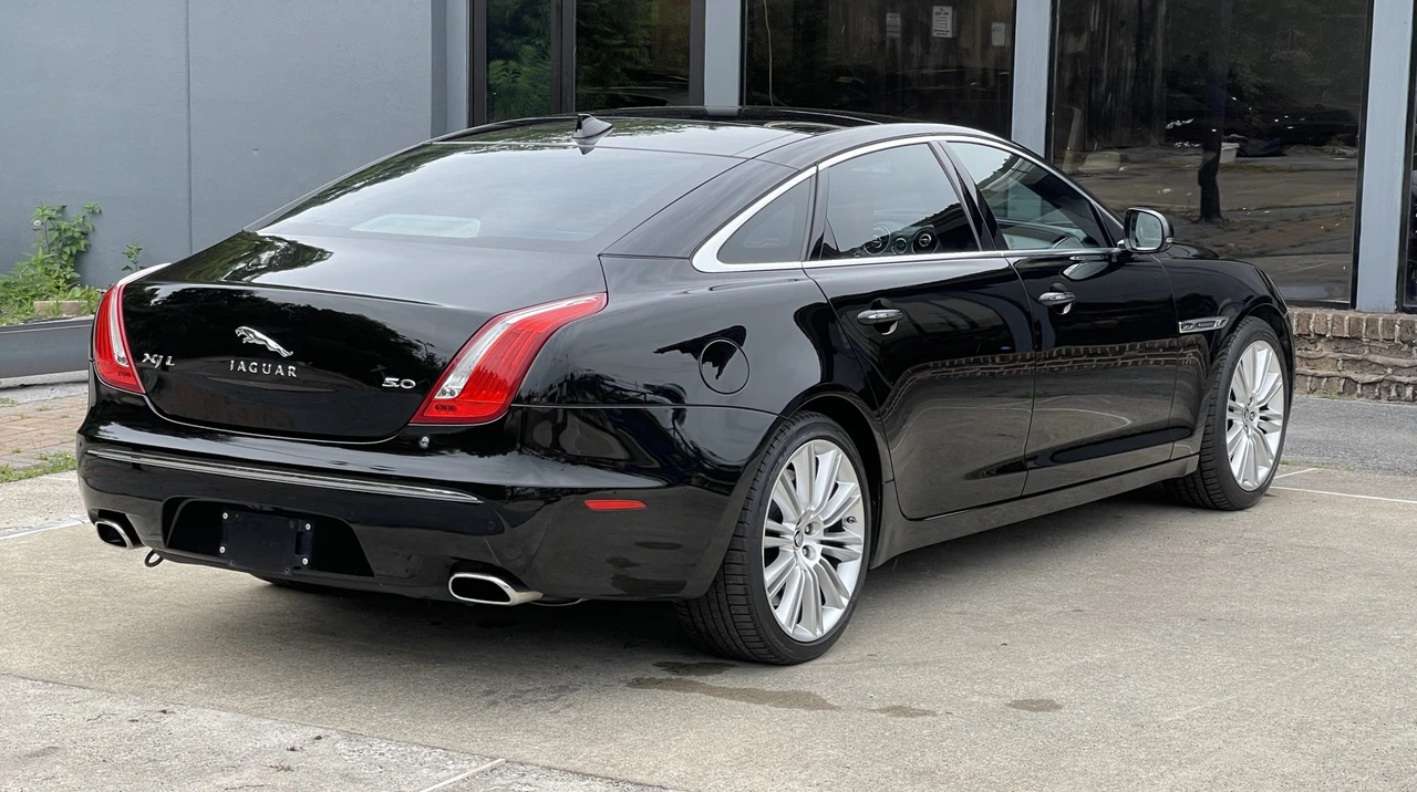 2013 Jaguar X351 XJ - Image 10 of 31