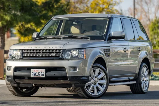 2013 Land Rover Range Rover Sport HSE Luxury