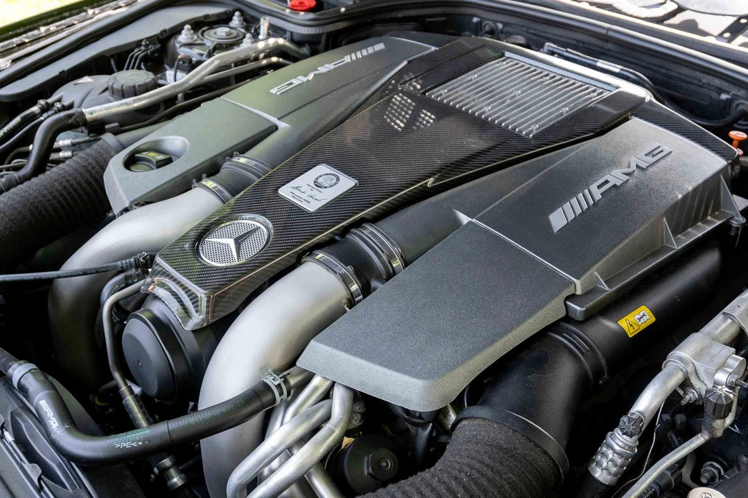 2013 Mercedes-Benz R231 SL 63 & SL 65 AMG - Image 3 of 31