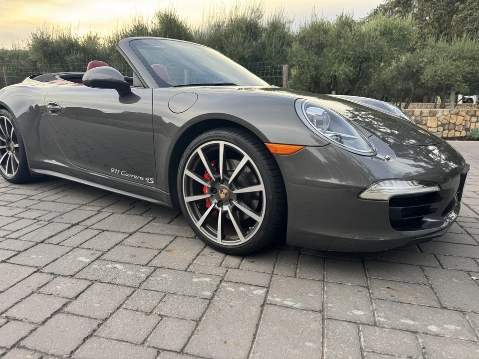 2013 Porsche 991 Carrera 4S - Image 4 of 31