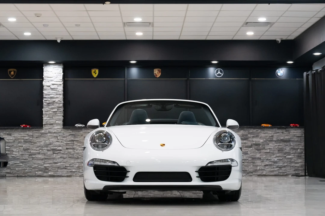 2013 Porsche 991 Carrera - Image 12 of 31