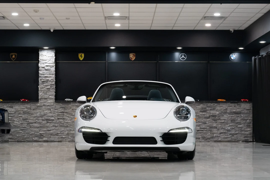 2013 Porsche 991 Carrera - Image 11 of 31