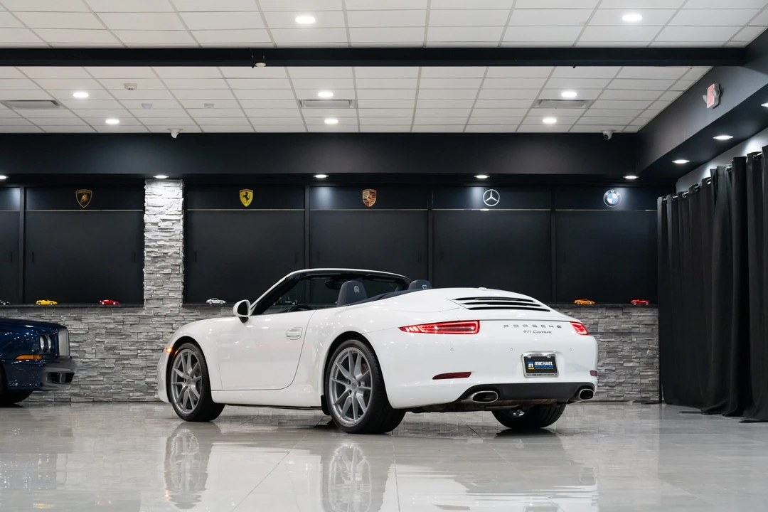 2013 Porsche 991 Carrera - Image 28 of 31