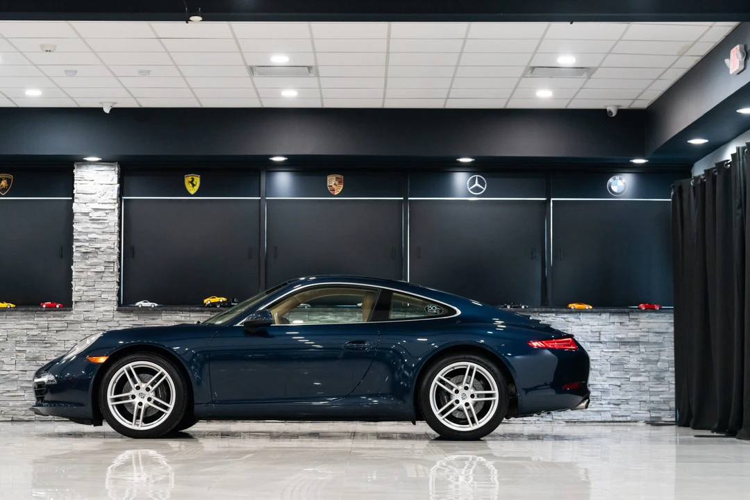 2013 Porsche 991 Carrera - Image 24 of 31
